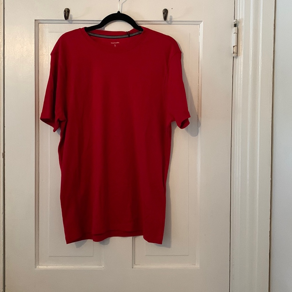 NWT Tahari T-shirt